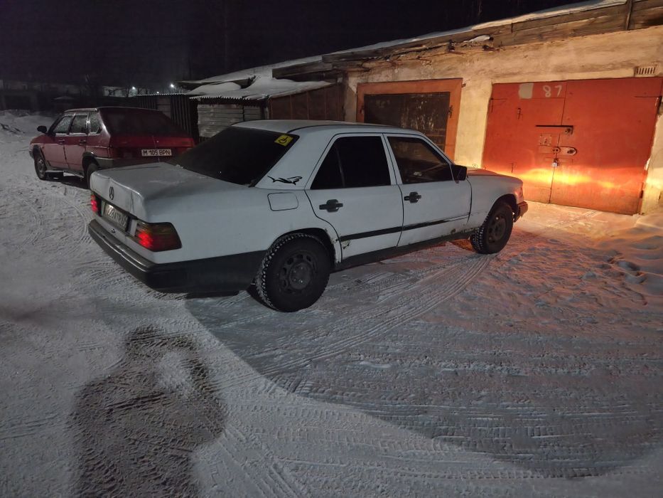 Продам мерседес 124