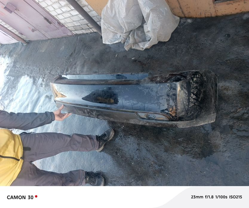 Продам бампер задний приора