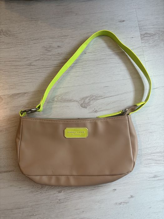 Чанта Kendall+Kylie носена