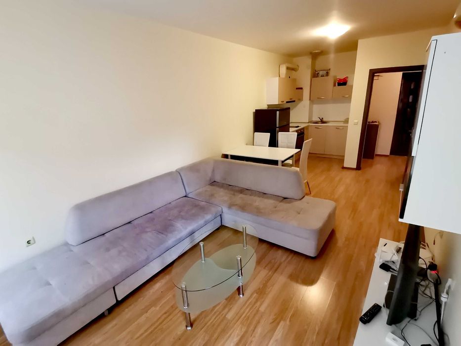 Дава се под наем Двустаен апартамент в Бургас, Зорница - 65 кв.м за 459 € - Снимка #1