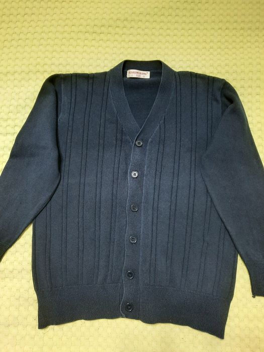 Продам школьную одежду на мальчика