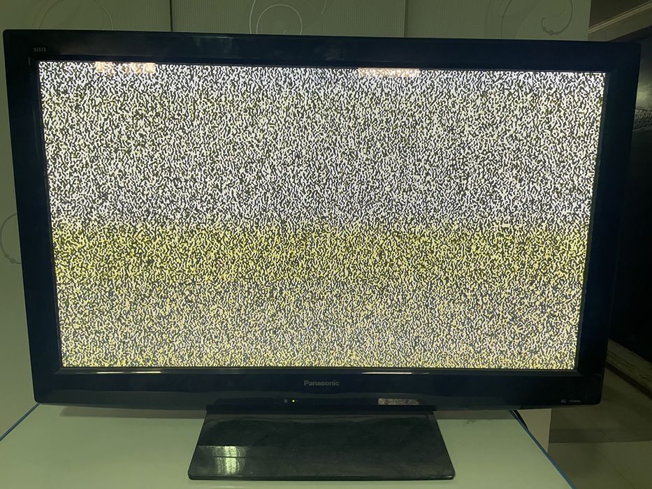 Продам тв Panasonic