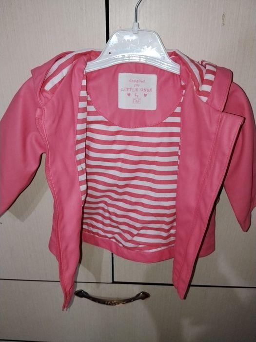 Продам детскую куртку