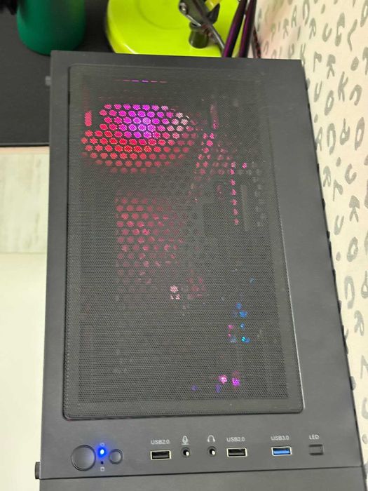 Настолен геймърски компютър RTX 5060 / Ryzen 5 9600X / 1TB / 16 GB RAM