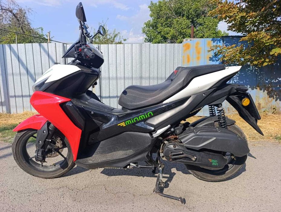 Скутер MIN-MIN 150 куб.