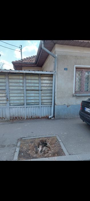 Piața Centrala,Casă cu teren 720mp.