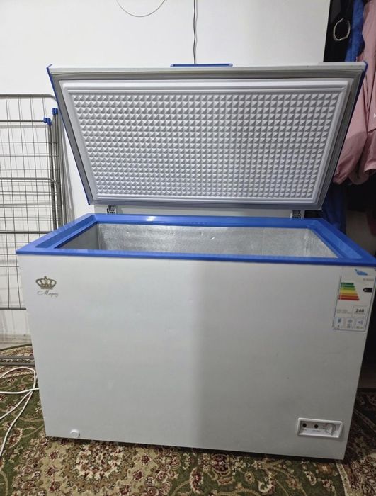 Продам морозильник