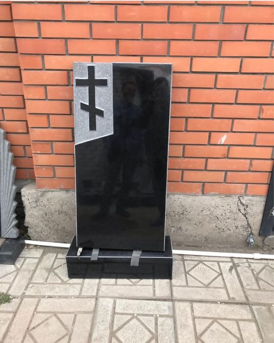 Памятники Құлпытас самые быстрые сроки изготов., оградки, полумесяцы