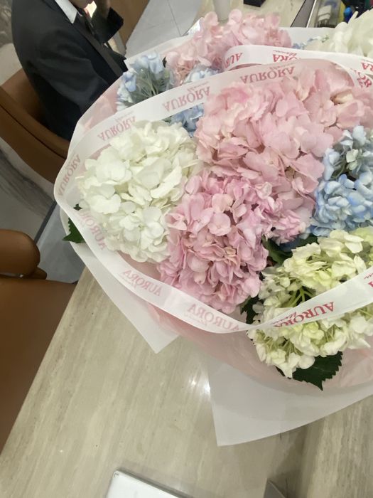 Цветы только вчера получили