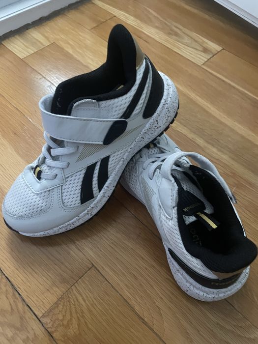 Incaltari sport Reebok copii 32