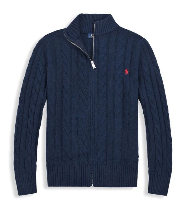 Продайу вещи хорошийе