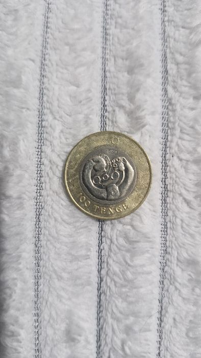 продам колекционые монеты