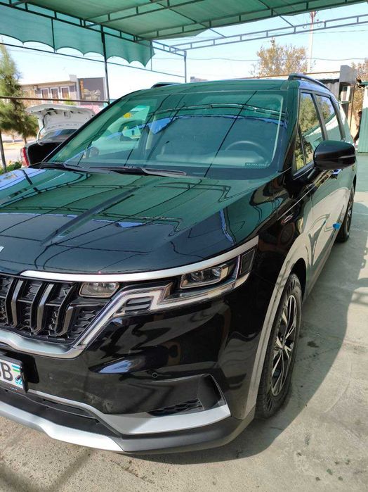 Srochno Kia Carnival 3.5L Comfort Holati ideal yangidek turibdi. 2024y