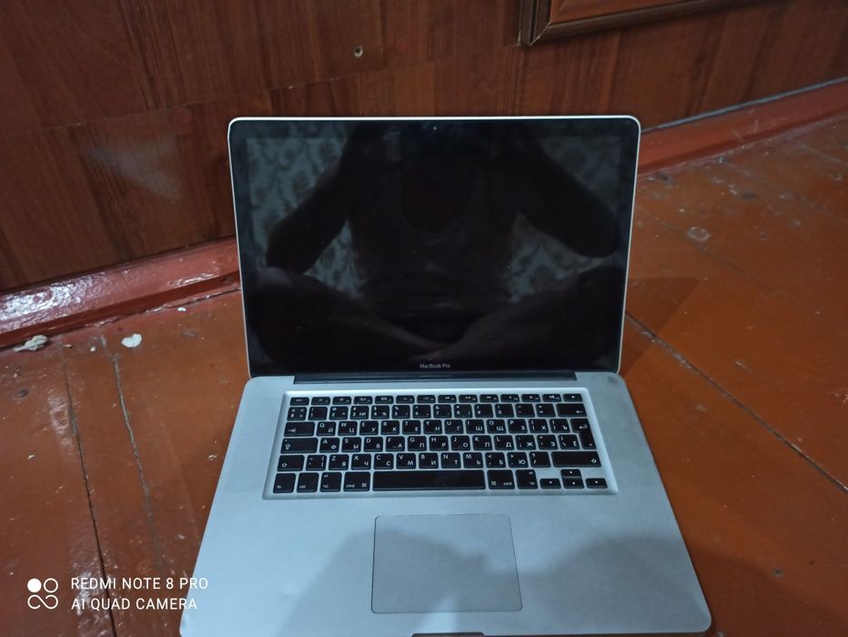 Mac book pro 15 2010