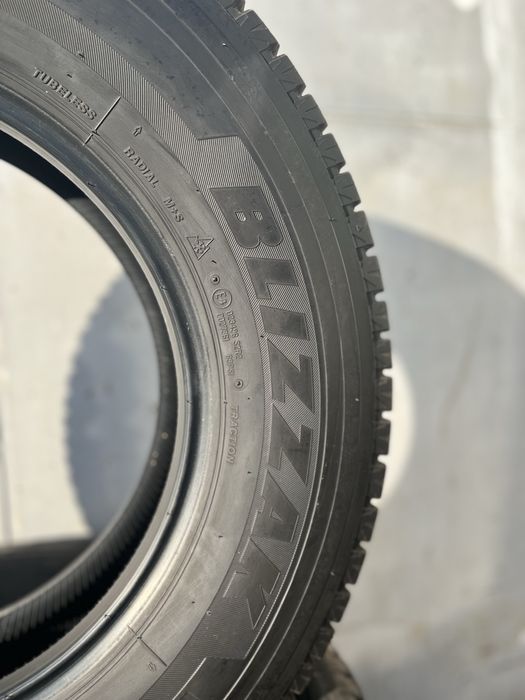 Зимни гуми 215/75/16С