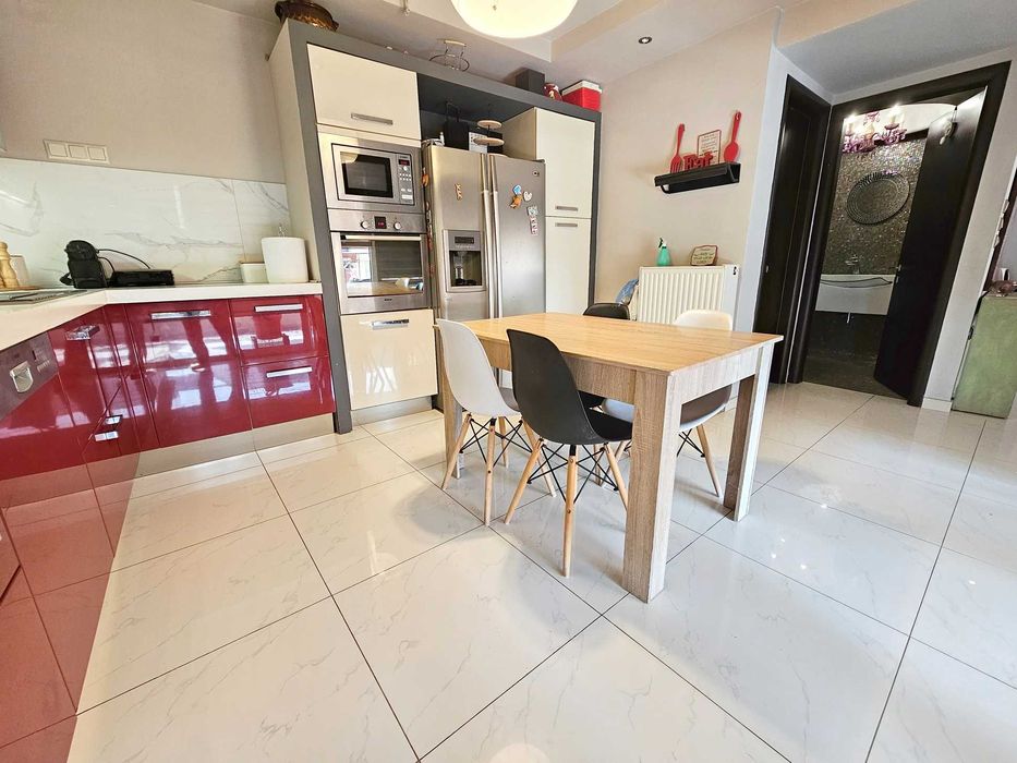 ПРОДАВА се самостоятелна къща 328кв.м в ПОТАМУДИЯ на Кавала (код 8071)