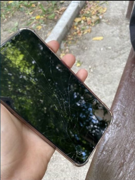 Обменяю iPhone 11