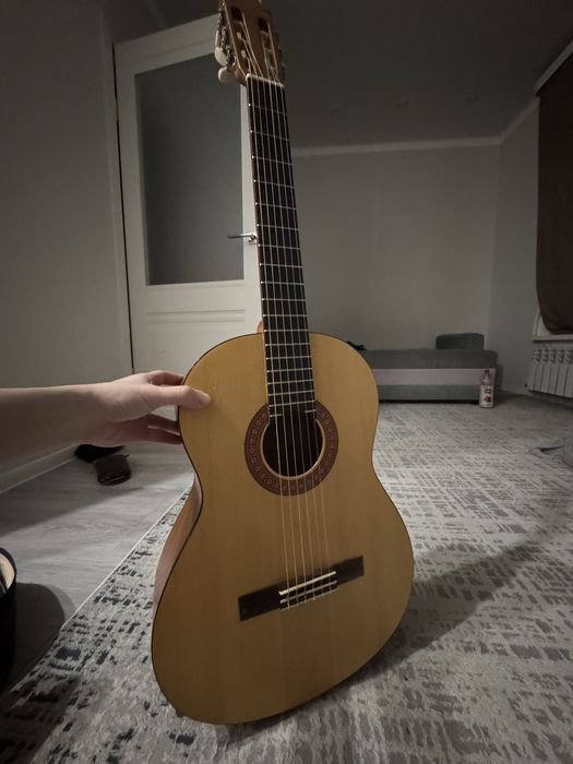 Гитара Yamaha C40M