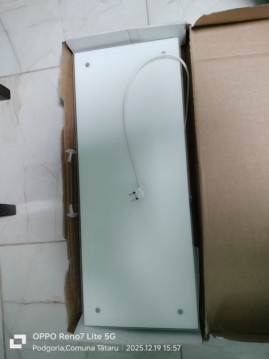 Panel incalzitor perete ,adax clea,finisaj sticla alba