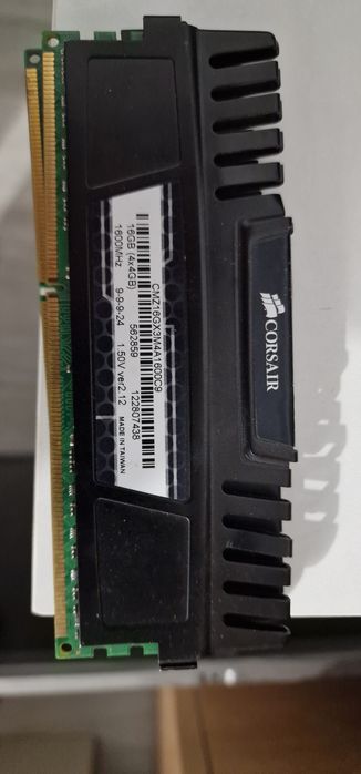 16gb ram(4x4) ddr3 Corsair