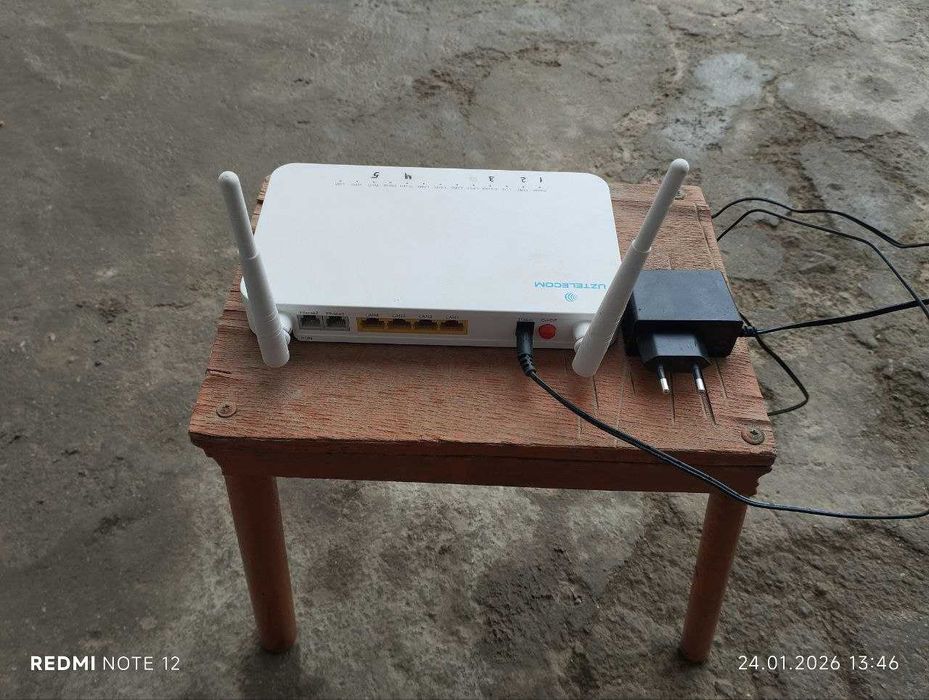 Модем-роутер Wi-Fi  ZTE