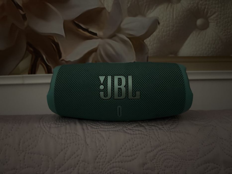 Vand boxa  JBL charge 5