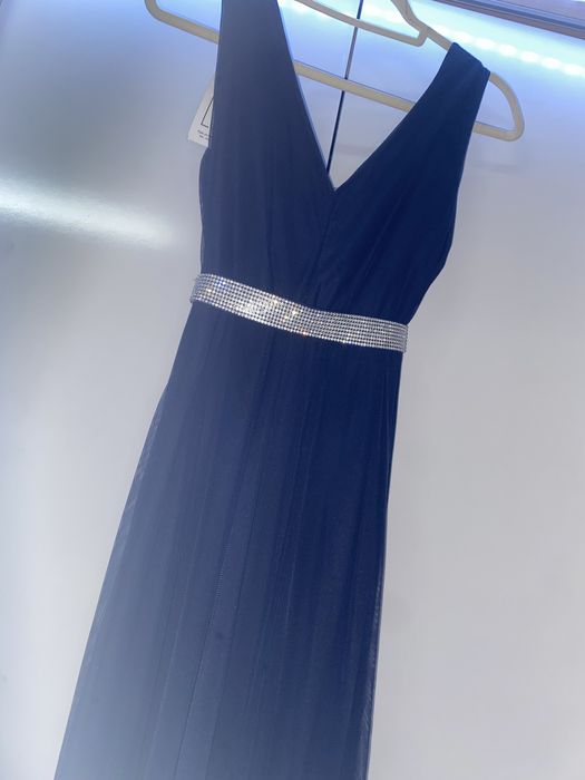 Официална рокля  .