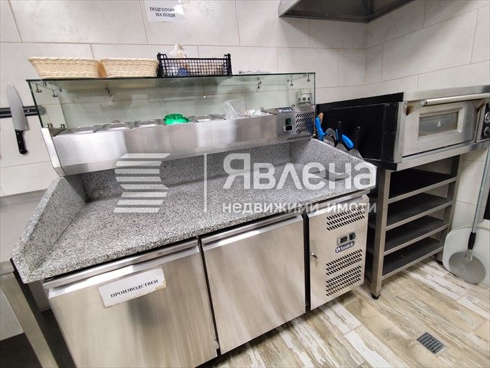Дава се под наем Заведение в Пловдив, Южен - 429 кв.м за 3800 € - Снимка #8