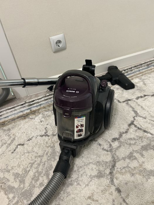 Пылесос bosch в отличном состоянии