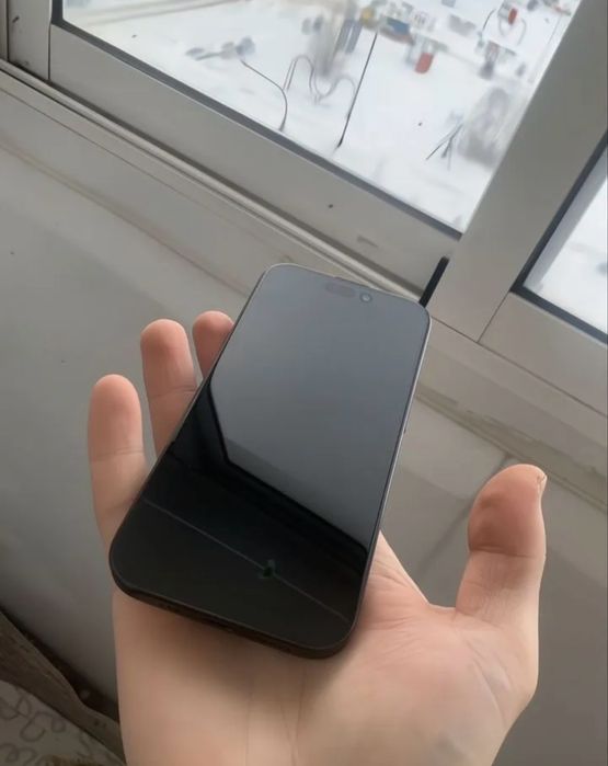 Айфон 15 про черный 84%