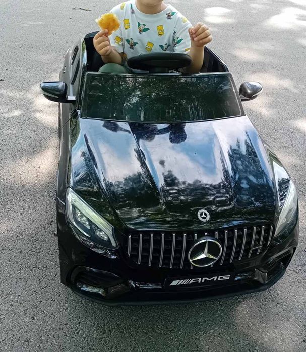 Акумулаторен джип Mercedes GLC 63S AMG