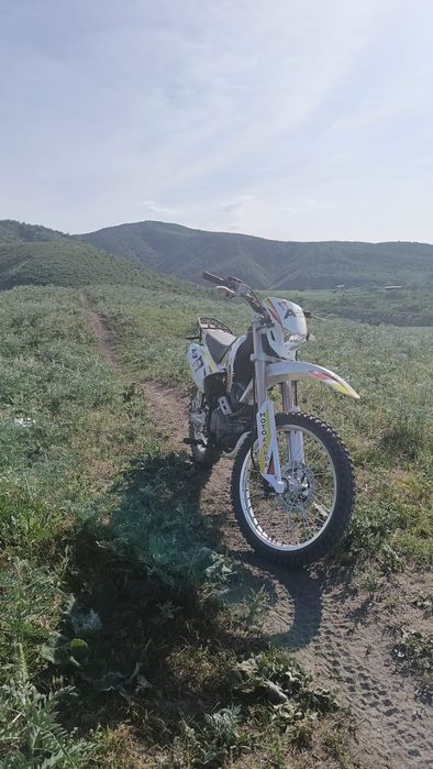 Эндуро 250 кубов