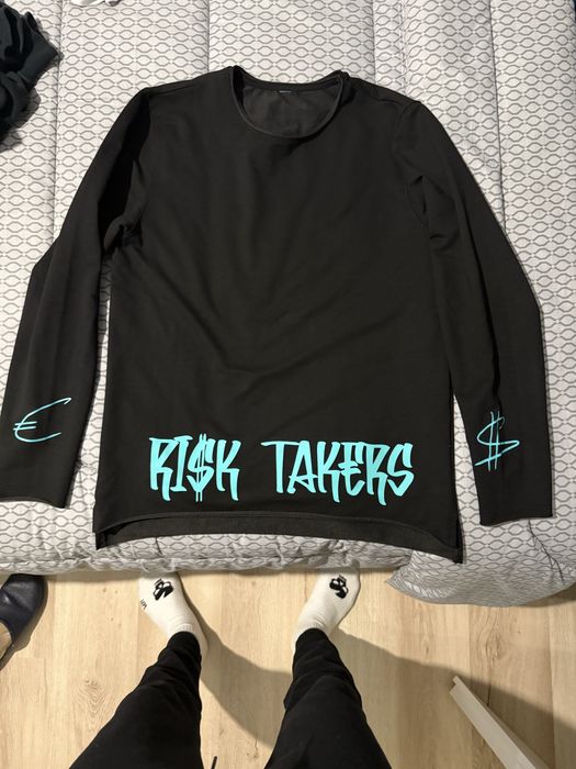 Banditt,risk takers,bliznacite и team 02 дрехи