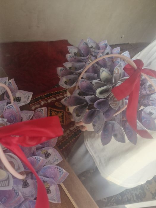 Денежный букет хорошее состоение