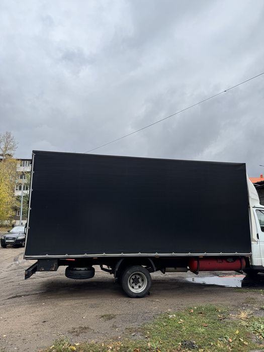 Продаётся кузов от Газели, цену договоримся