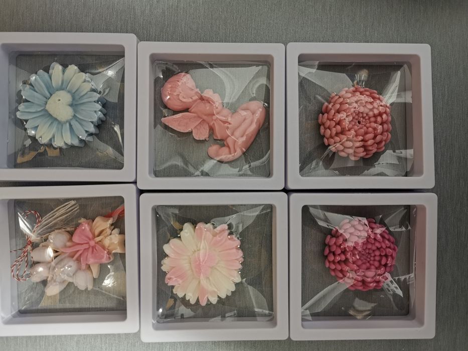 Mărțișoare parfumate din ceara de soia