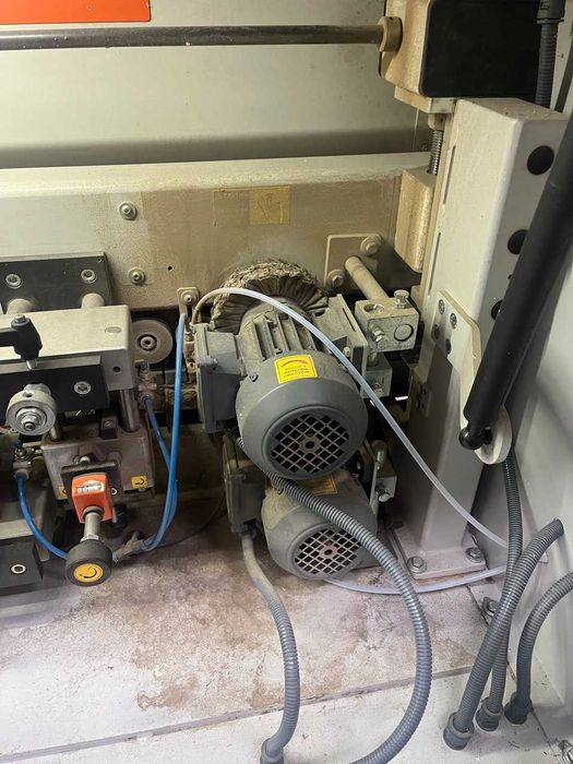 Кантираща машина Ayzaband 4 FR ULTRA с предфрезоване втора уптореба