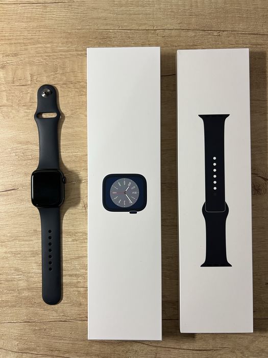 Продаю Apple Watch Series 8