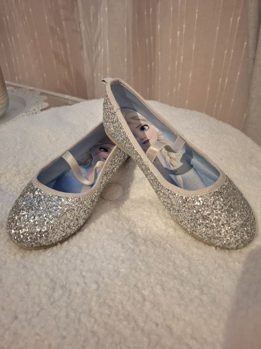 Детски  роклички, обувки, панталон