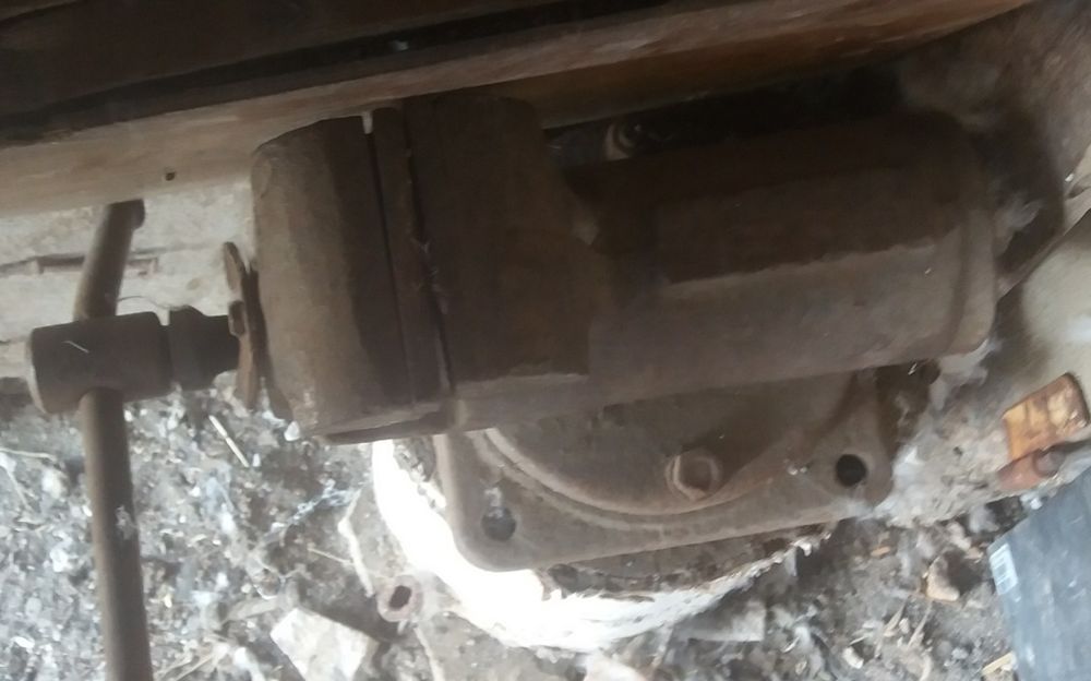 Продам тиски 35000т