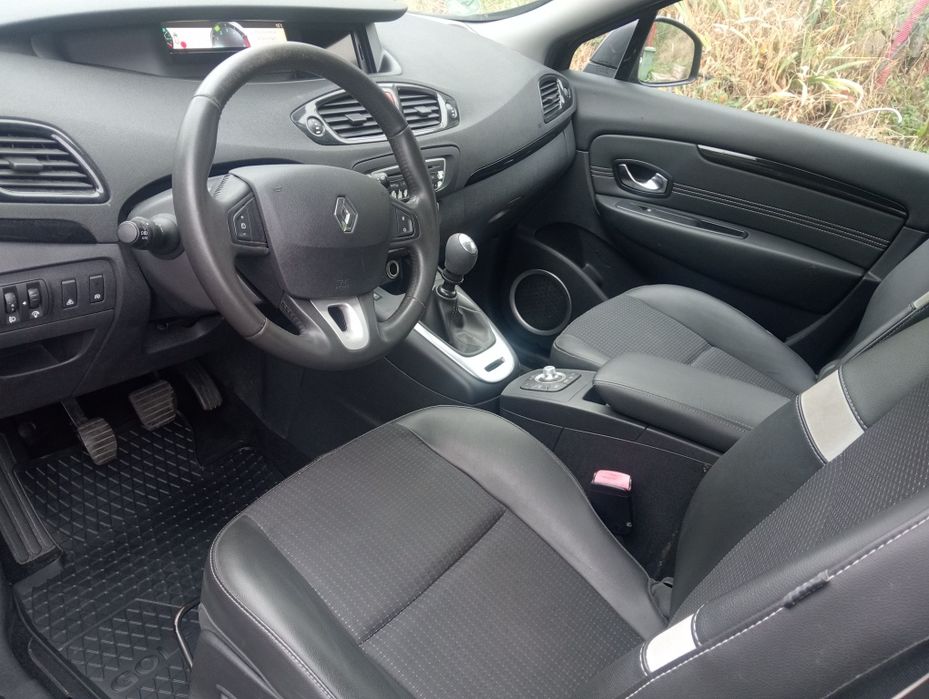 RENAULT Scenic 2012 — imagine 1