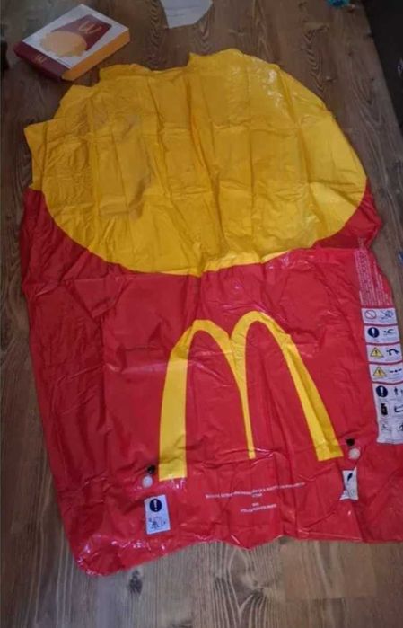 Saltea piscina McDonald's noua cu eticheta