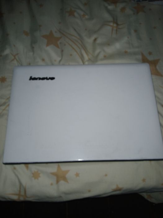 Vând  sau  schimb cu telefonul  samsung a17 5g și 16 5g laptop LENOVO  folosit foarte puțin!