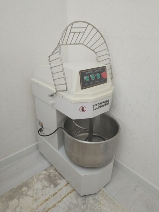 Продам Тестомес HURAKAN