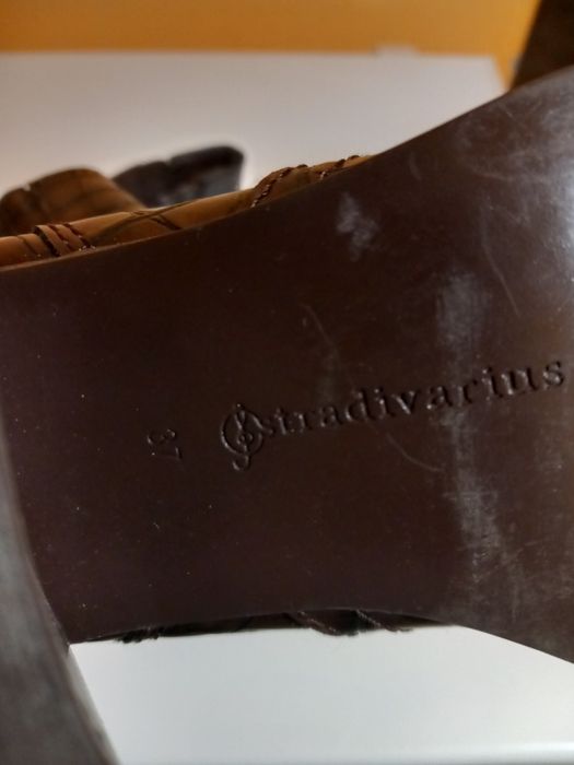 Vând botine dama maro