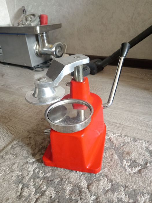 Пресс для котлет и гамбургеров