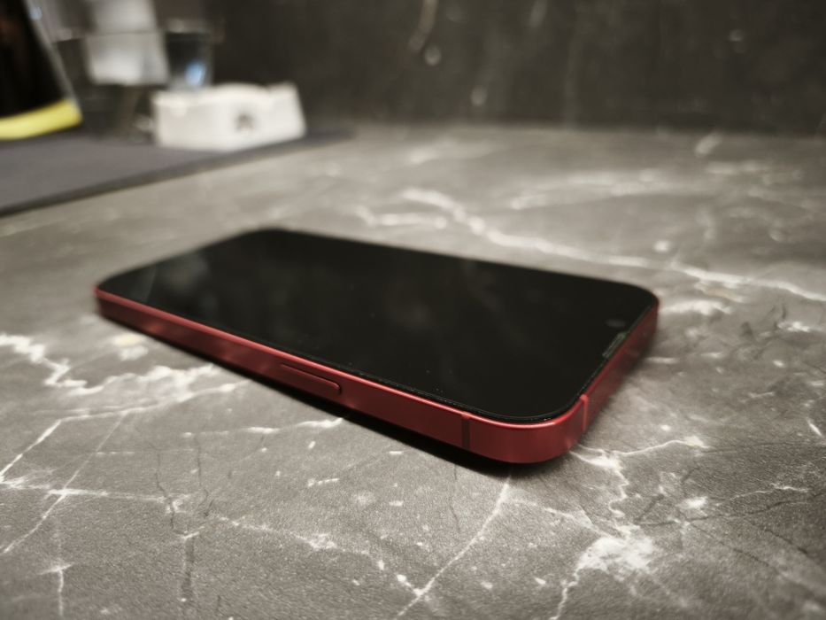 IPhone 13 red 128gb