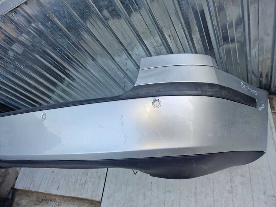 Bara spate cu senzori parcare Skoda Octavia 2 combi