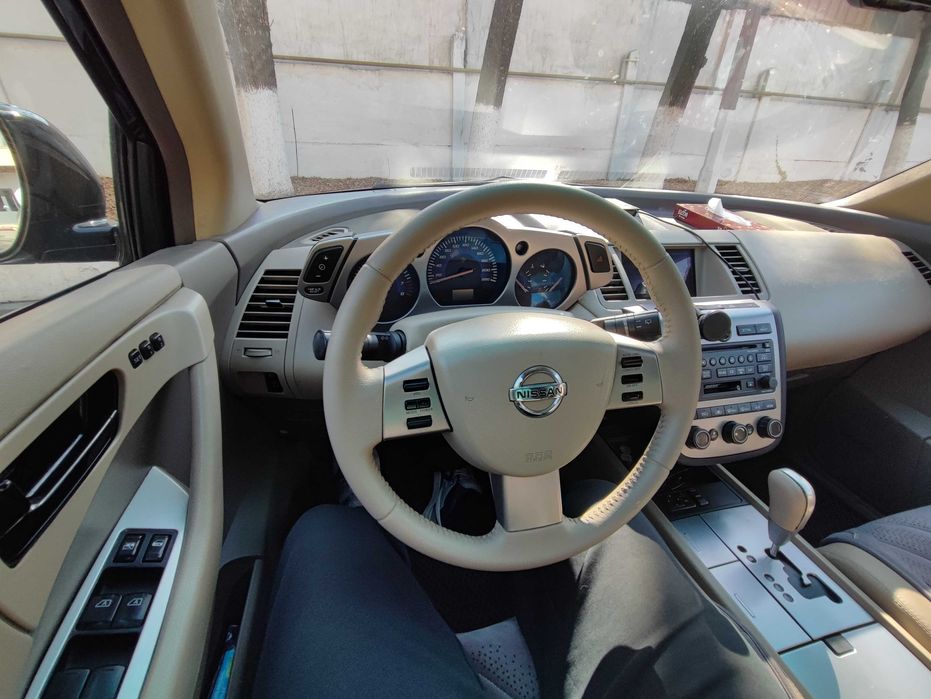 Японский внедорожник Ниссан Мурано