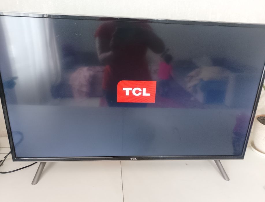 Телевизор за 40к